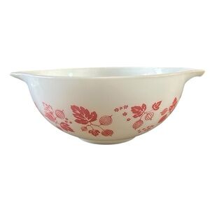 Vintage PYREX 443 Pink On White Gooseberry Cinderella Mixing Bowl 2 1/2 QT